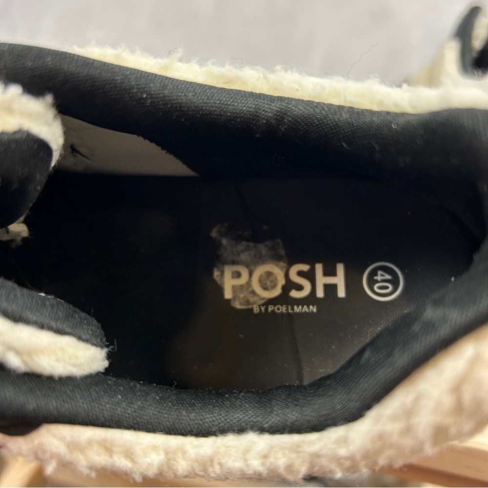 Stylish Women's Sneakers in Black, Cream, and Gold - Picture 7 of 7